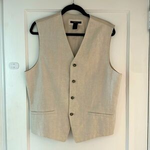 Claiborne Men's Linen Vest